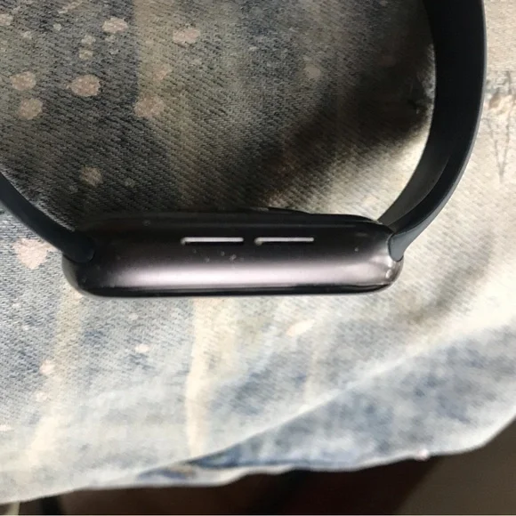 Apple Watch SE (2022) (GPS + Cellular, 44mm) - Midnight Aluminum - Picture 7 of 7